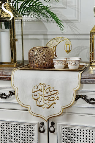 Mila Design Runner - Waterproof Fabric - Gold Embroidered