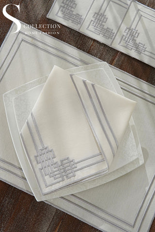 Pyramid Design Silver Placemat Set - Waterproof Fabric - 6 Persons - 24 Pcs. Full Set