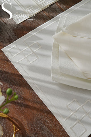 Classy Off White Design Placemat Set - Waterproof Fabric - 6 Persons - 24 Pcs. Full Set