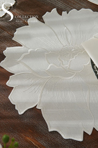 Eloise Off White Design Placemat Set - Waterproof Fabric - 6 Persons - 24 Pcs. Full Set