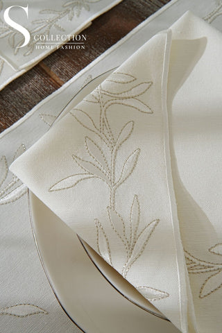 Flower Off White and Silver Design Placemat Set - Waterproof Fabric - 6 Persons - 24 Pcs. Full Set